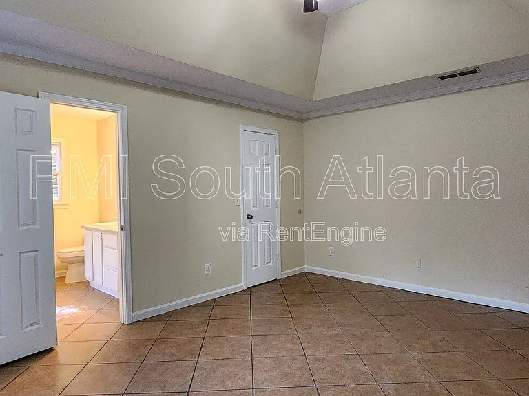 2735 Stanton Woods Dr SE — Photo 25