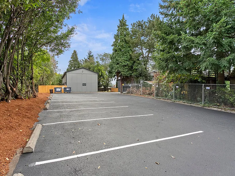 Powell Place — Photo 11