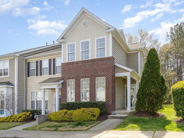 7621 Satinwing Ln, Raleigh, NC 27617