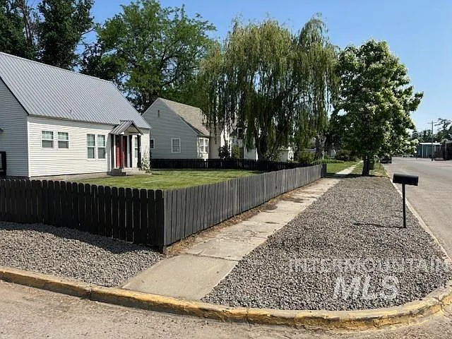 522 N 9th St — Photo 44