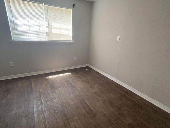 5th image of 103 Forest Point Dr