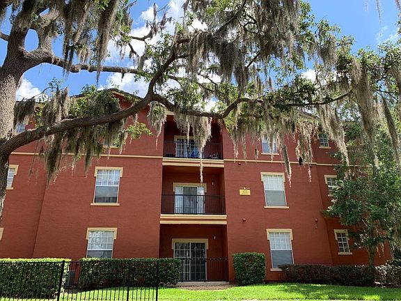 2nd image of 122 Vista Verdi 320 Cir