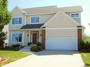 115 SE Glendale Dr, Waukee, IA 50263