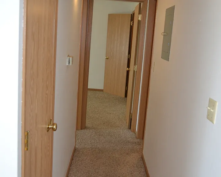 4915 Todd Dr — Photo 7