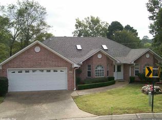 137 Forest View Cir, Hot Springs, AR 71913