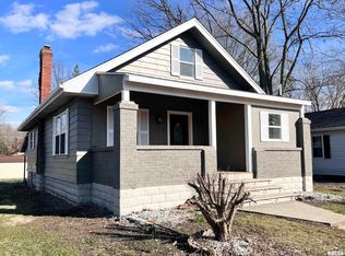 200 S 8th St, Herrin, IL 62948