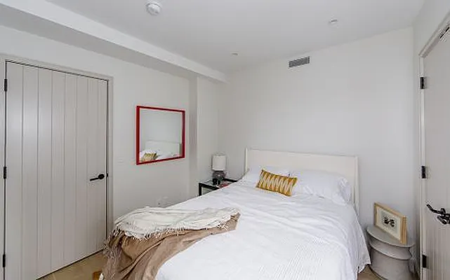 Rented by Bold New York | media 51