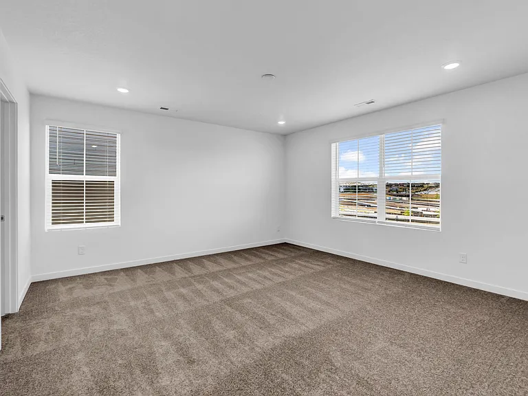 10943 Snowdon St — Photo 21