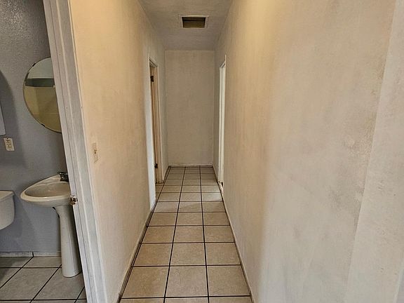 5th image of 8420 San Antonio Ave