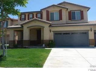 41026 Crimson Pillar Ln, Lake Elsinore, CA 92532