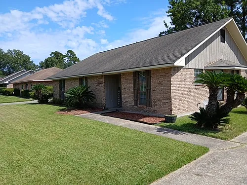 806 Balm St Photo 1