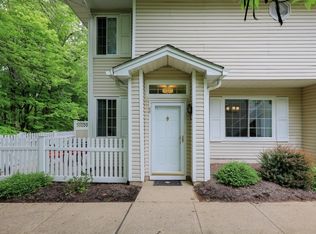 44 Encampment Dr, Bedminster, NJ
