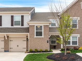 76 Old Pond Rd, Springboro, OH 45066