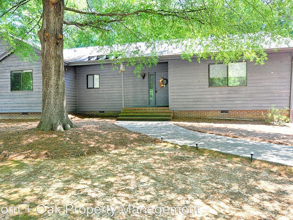 1st image of 6 Stayman Cir #B