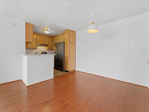 5th image of 1785 Beloit Ave APT 206