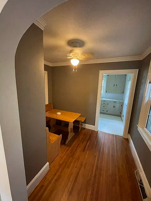 2 bed, 911 sqft, $2,000 — Photo 4