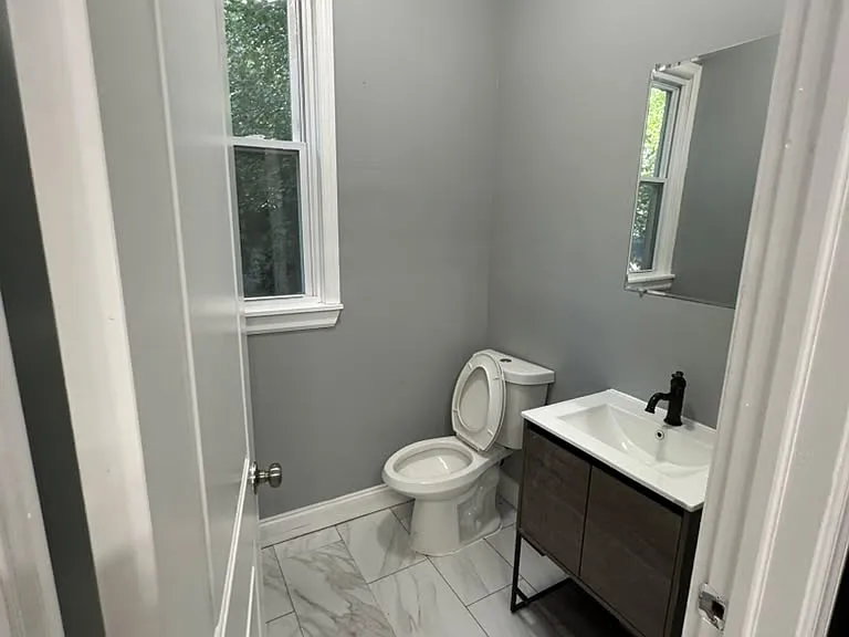453 Irvine Turner Blvd #1 — Photo 4