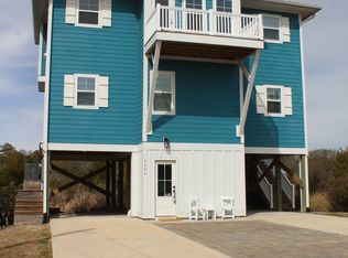 7406 Canal Ct, Emerald Isle, NC 28594