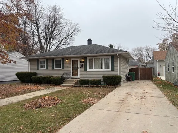 1002 Plaza Dr, Joliet, IL 60435