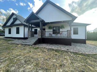 641 Scarlet Oaks Dr, Jamestown, TN 38556