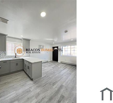 2nd image of 2712 Gifford Ave APT 2