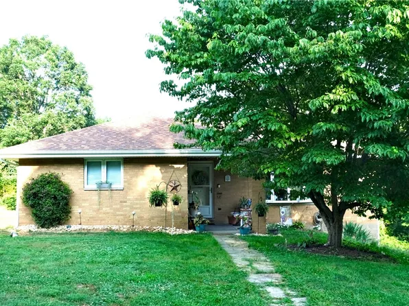 114 Rothen Ave, Butler, PA 16001