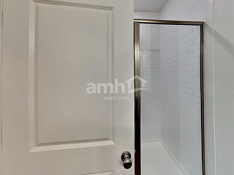1240 Tan Tara Trl — Photo 14