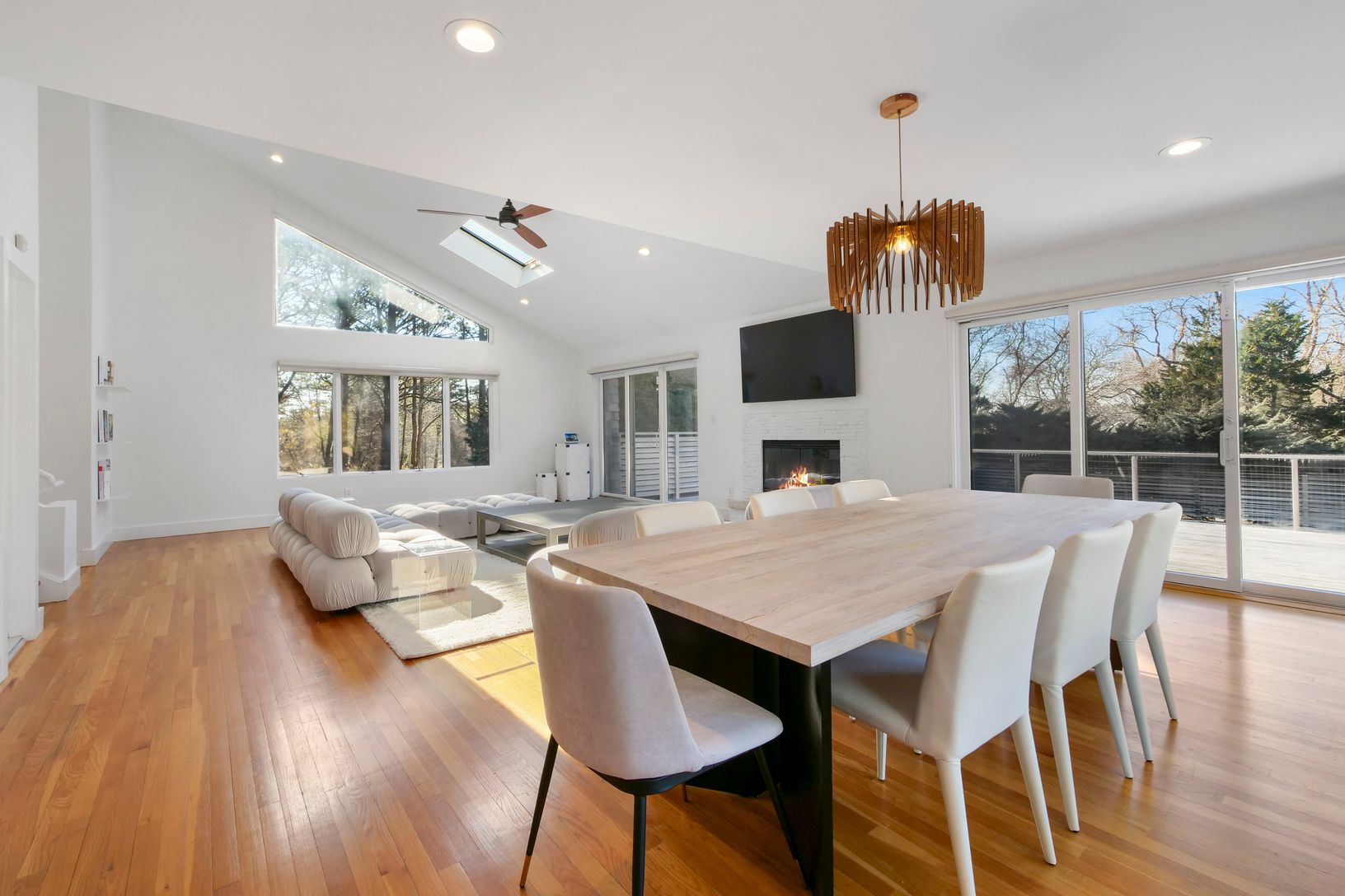  Open Living and Dining