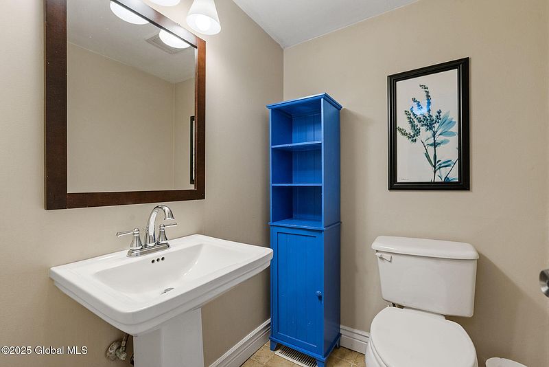 5th image of 46 Cranbury Court