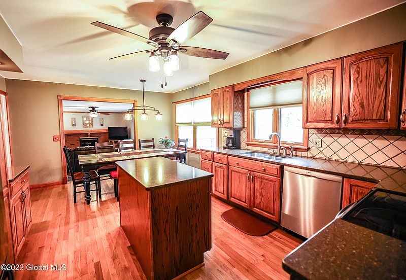 5th image of 17 Cypress Drive