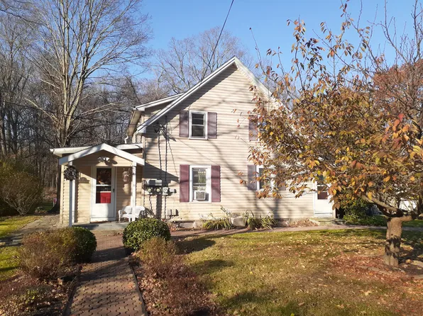 (undisclosed Address), Hyde Park, NY 12538