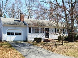 22 Windshore Dr, Hyannis, MA 02601