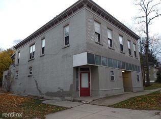 1043 Washington Ave APT 1, Muskegon, MI 49441
