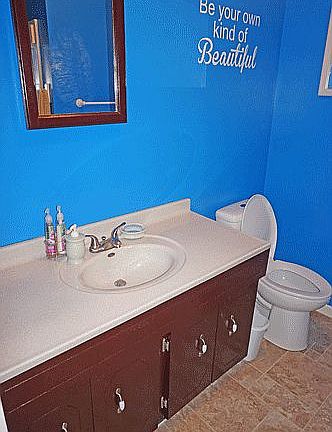 Upstairs bathroom 