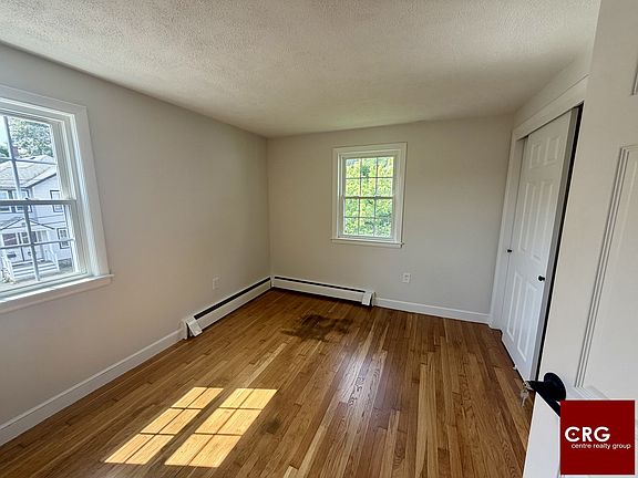 4th image of 25 Crandall St Floor 2