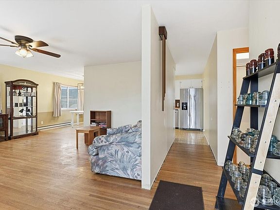 2nd image of 118 Washington Place