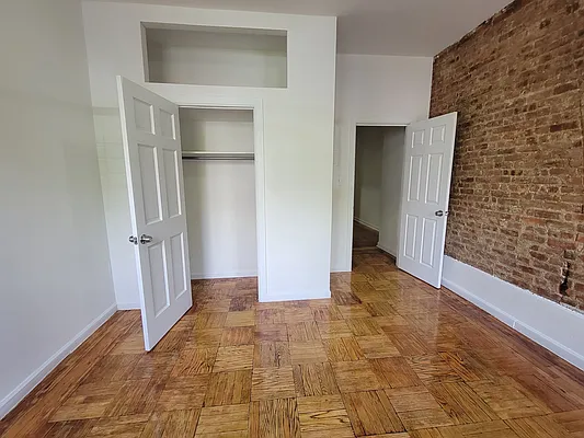 Rented by Bohemia Realty Group | media 20