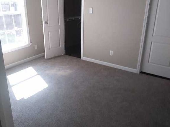 2nd image of 1303 Leafwood Dr
