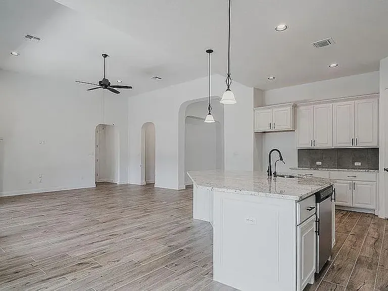 Family area, open plan with the kitchen
