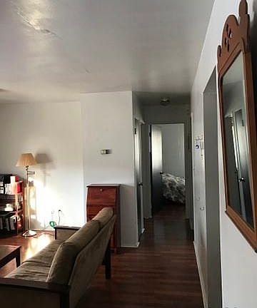 4th image of 110 Hill St APT 5
