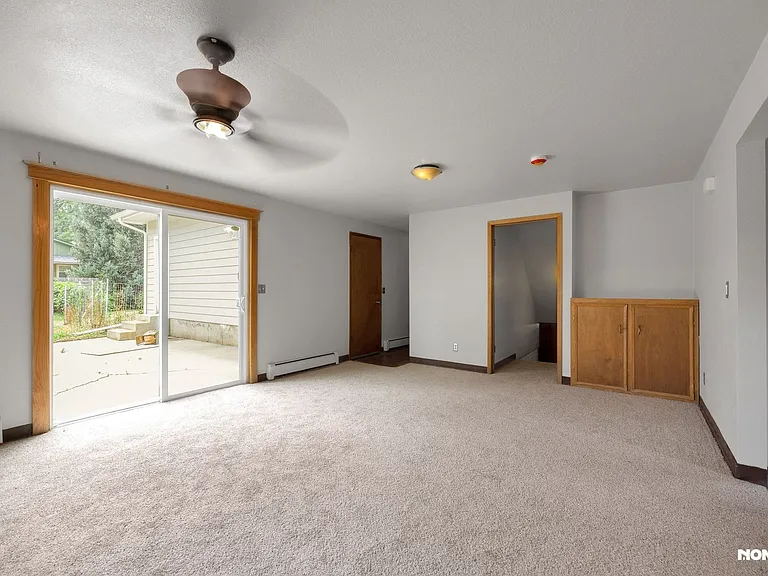 3636 Royal Dr — Photo 20