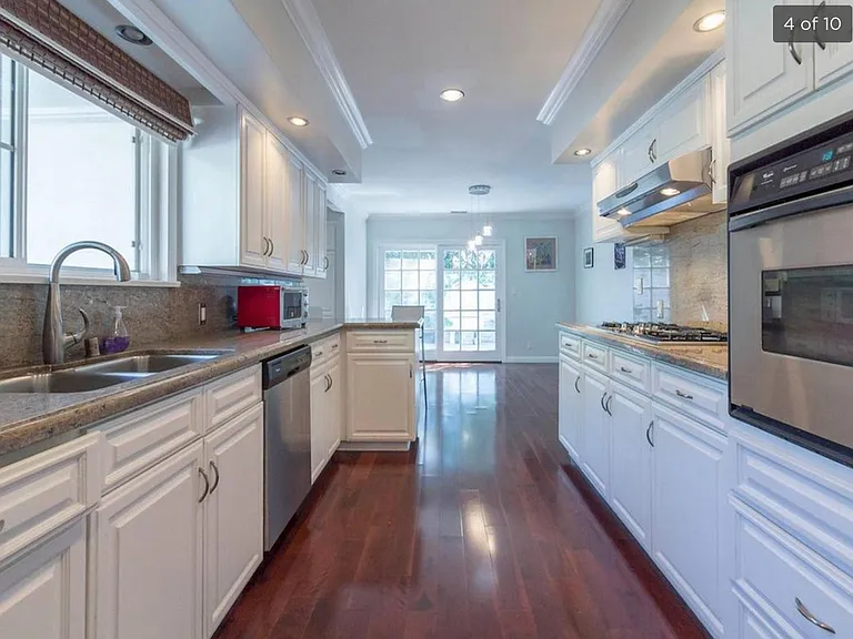 4263 Mooncrest Pl — Photo 12