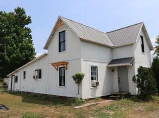 121 66th St, South Haven, MI 49090