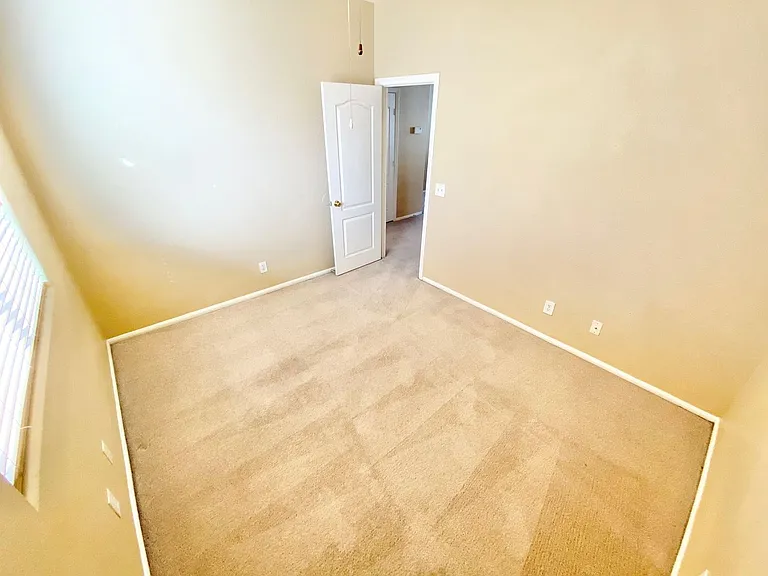8836 Palm Creek Ct — Photo 15