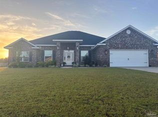 5534 Micanopy Dr, Milton, FL 32570