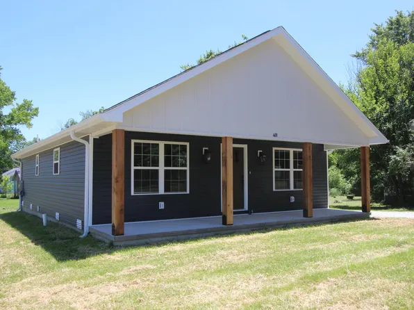 401 S Center Street, Mountain Grove, MO 65711