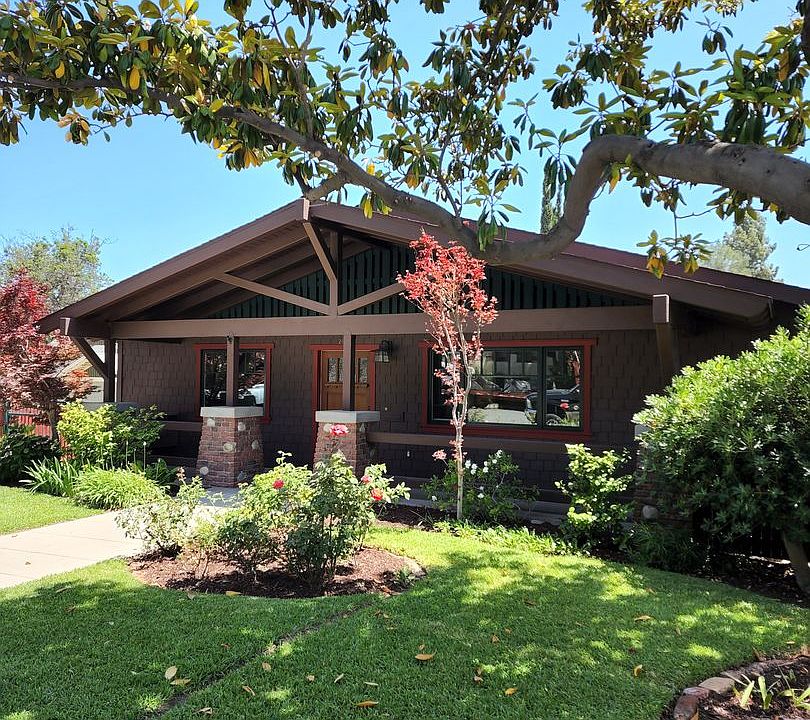 1st image of 268 E Sierra Madre Blvd