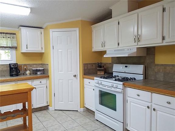 4th image of 4570 Bollinger Gap St