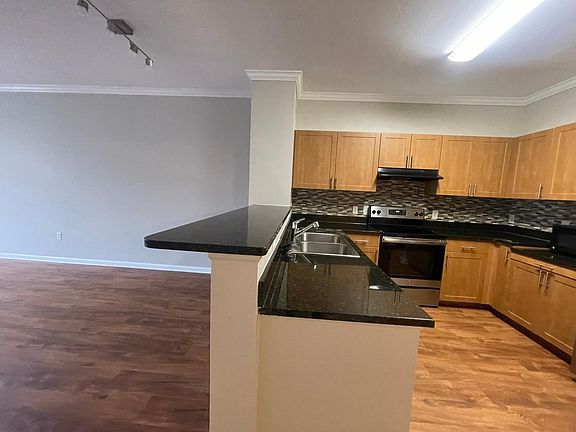 2nd image of 4406 S Monaco St #4006