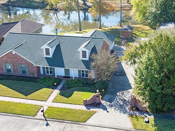 2nd image of 1710 Joshua Dr